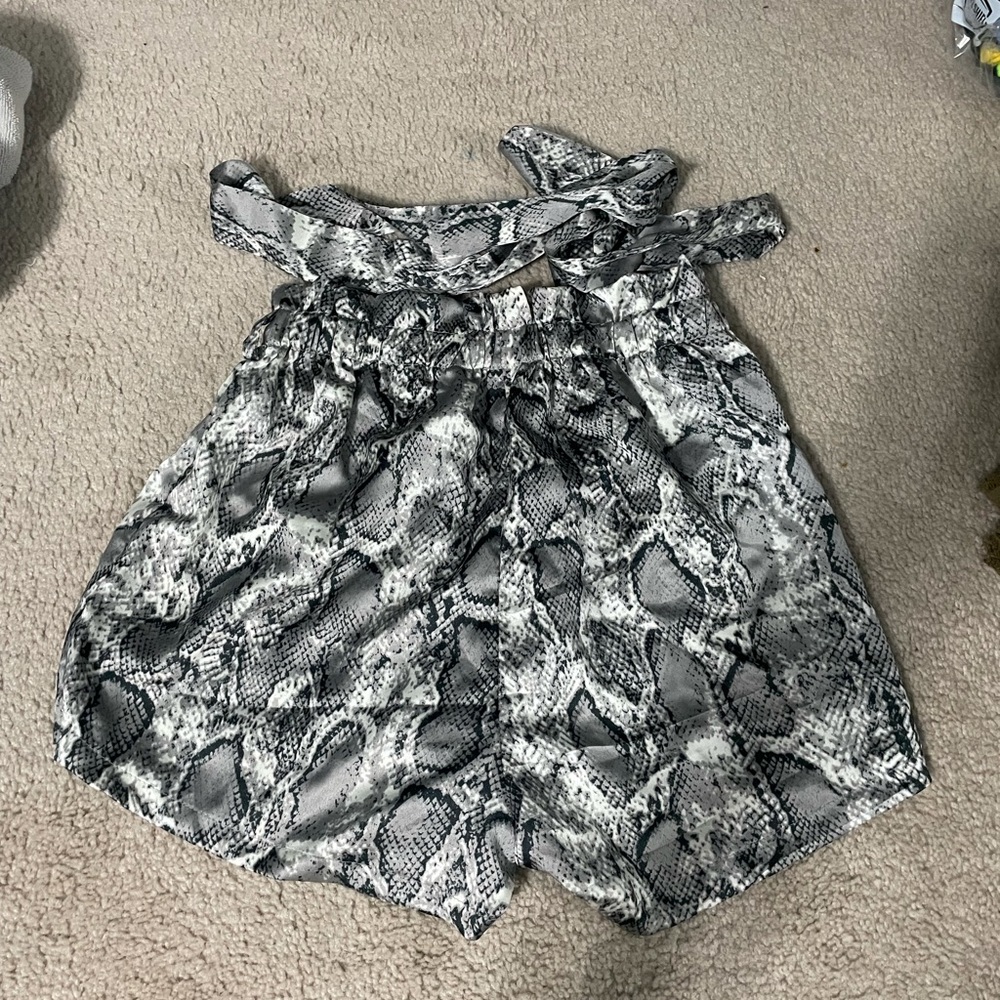 High Waisted Snake Skin Pattern Shorts